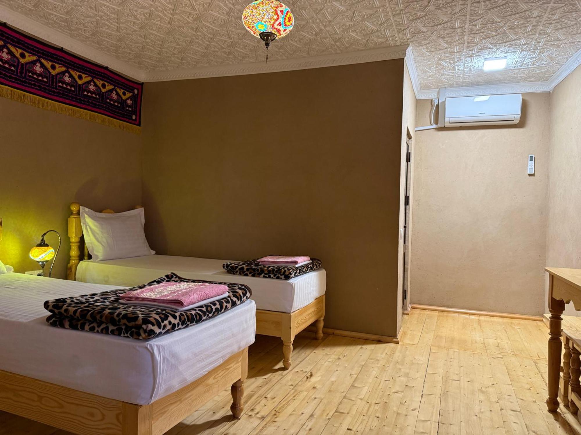 Azaliya Hostel Samarkand Exterior photo