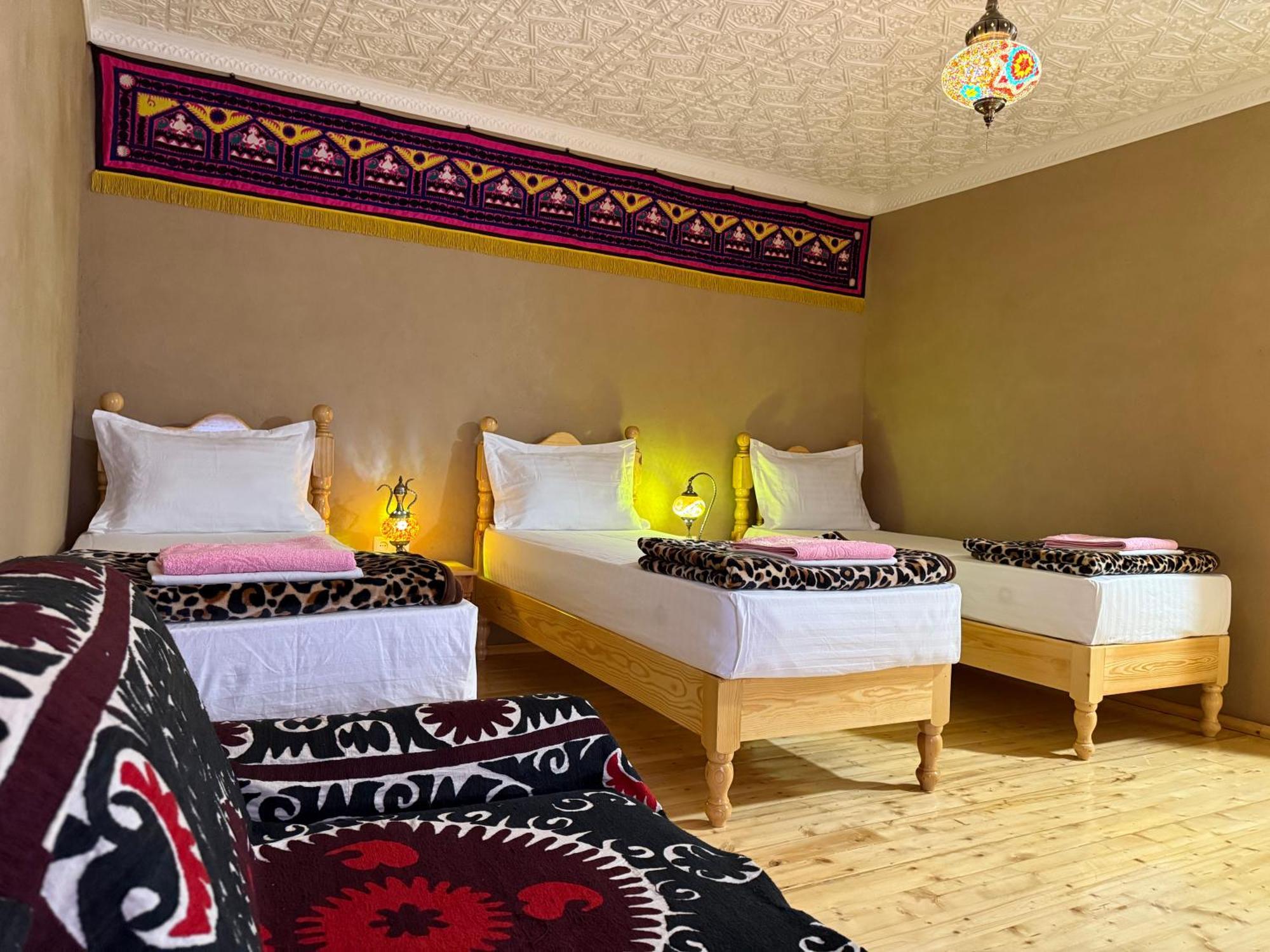 Azaliya Hostel Samarkand Exterior photo